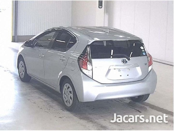 Toyota Aqua 1,5L 2016-2