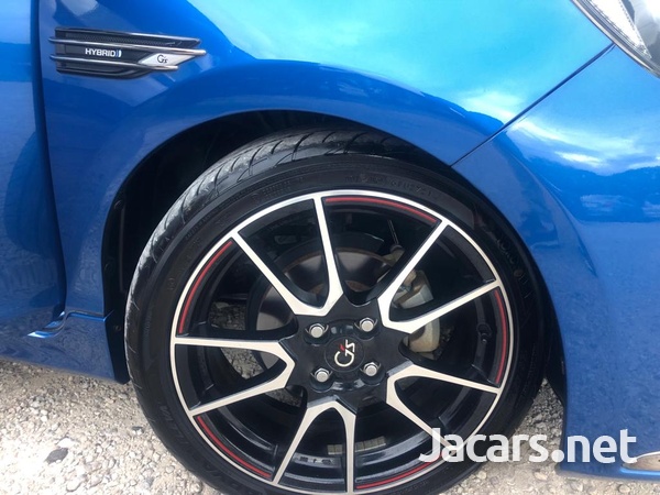 Toyota Aqua 1,5L 2015-13