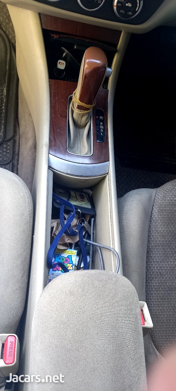 Nissan Bluebird 2,0L 2007-16