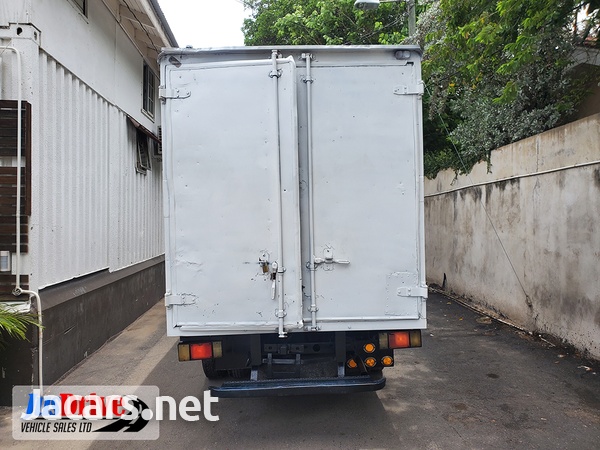 Isuzu International Truck 4,0L 1999-5