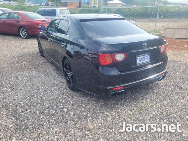 Toyota Mark X 2,5L 2012-2