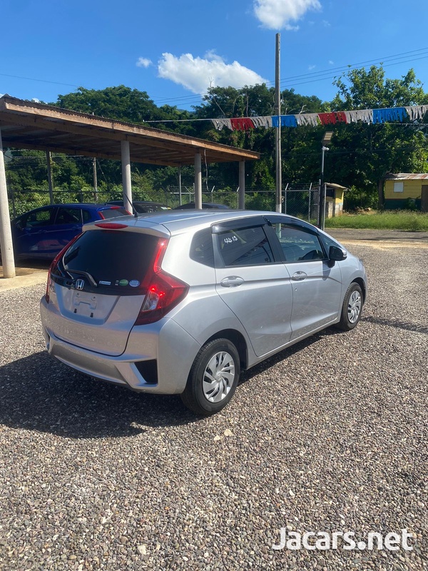 Honda Fit 1,5L 2016-8