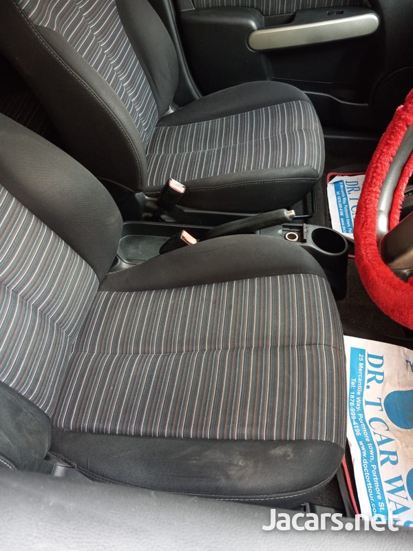 Mazda Demio 1,3L 2009-3