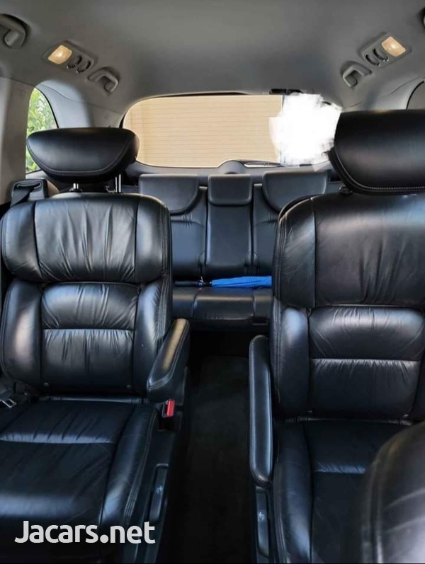 Honda Odyssey 1,8L 2014-8