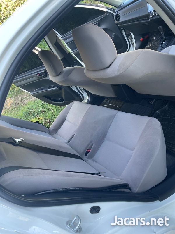 Toyota Axio 1,5L 2016-5