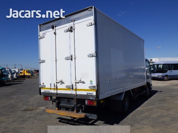 2018 Isuzu Elf Refrigerated/Freezer Truck-5