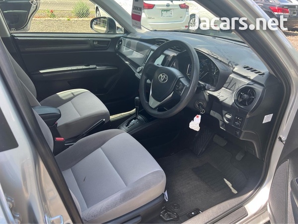 Toyota Axio 1,5L 2017-4