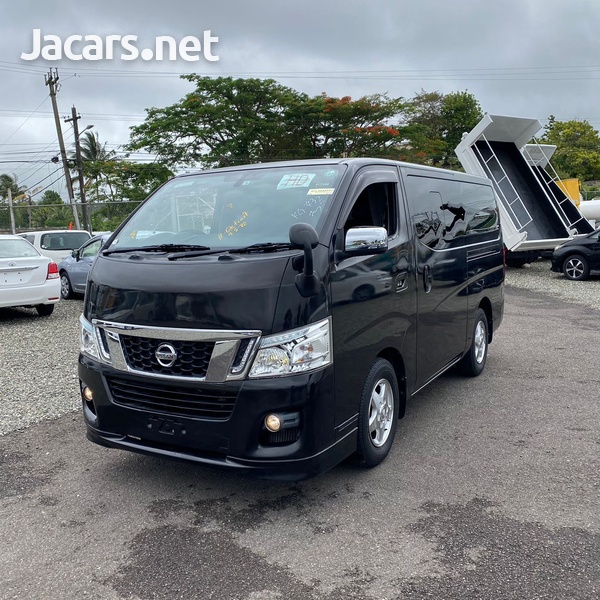 Nissan Caravan 2,0L 2014-1