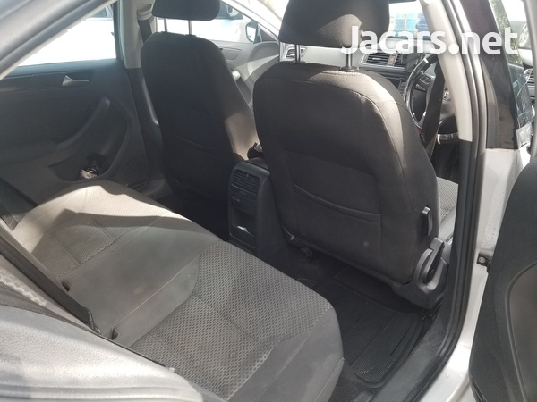 Volkswagen Jetta 1,4L 2012-13