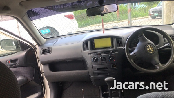 Toyota Succeed 1,5L 2014-8