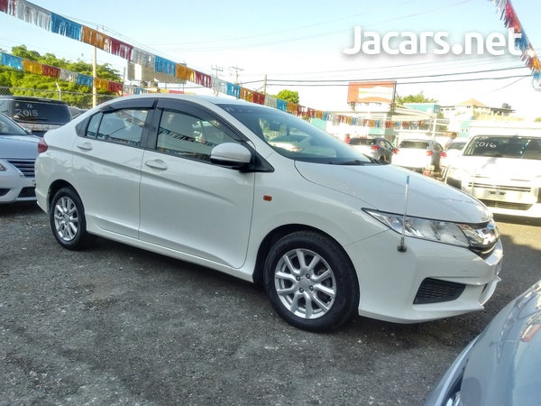 Honda Grace 1,5L 2017-13