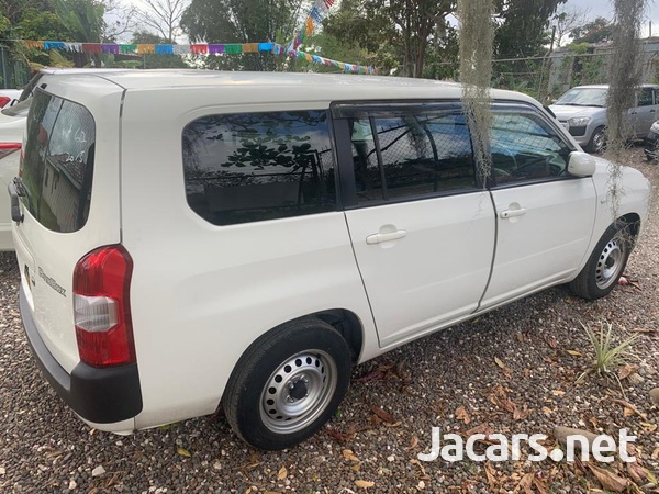 Toyota Probox 1,5L 2016-5