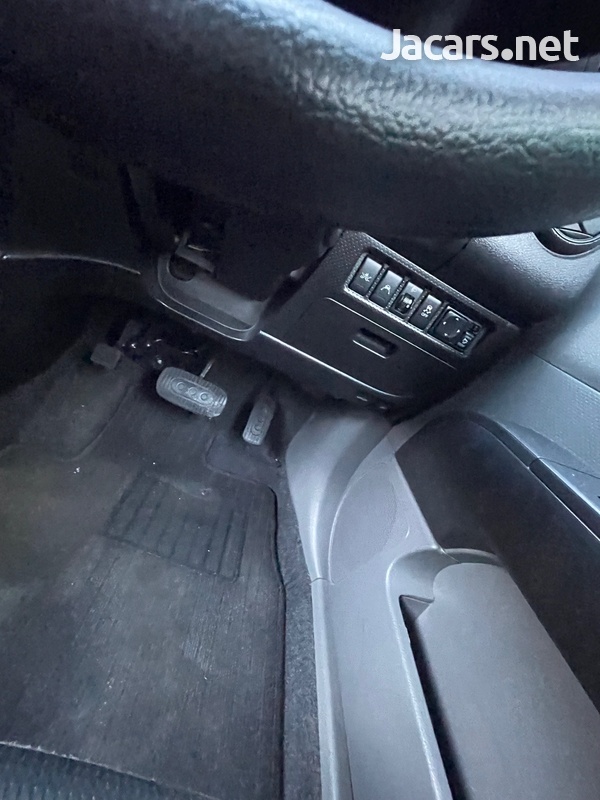 Nissan AD Wagon 1,5L 2017-5