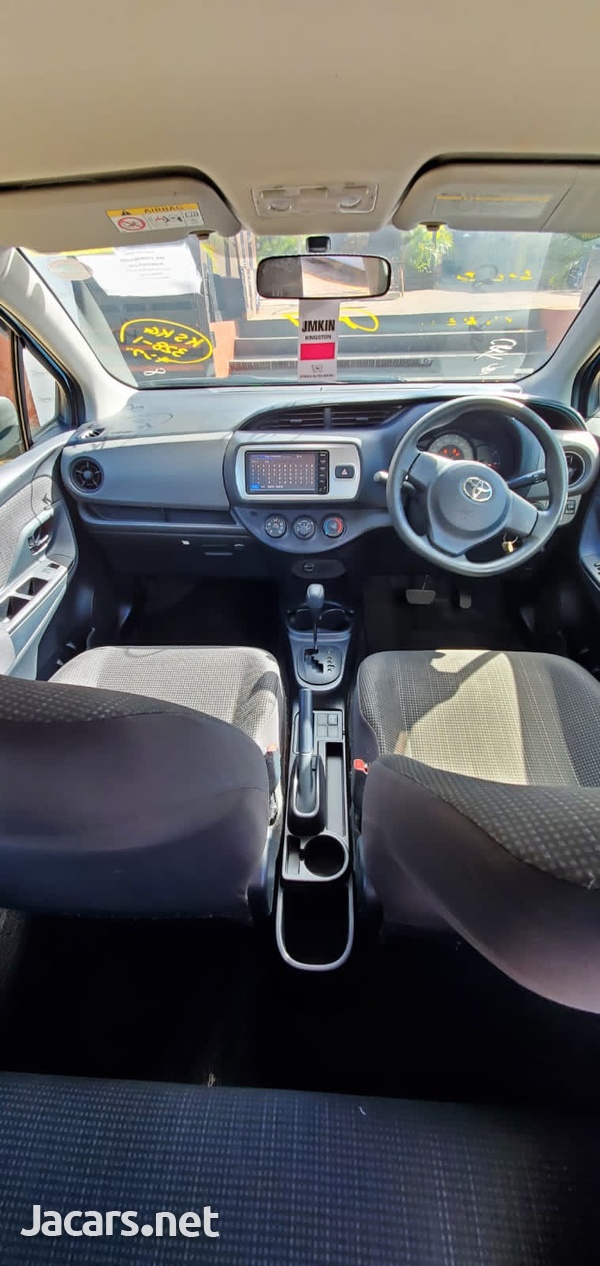 Toyota Vitz 1,0L 2017-11