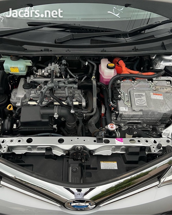 Toyota Axio 1,5L 2016-5