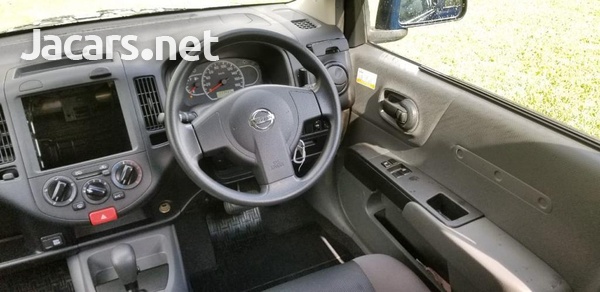 Nissan AD Wagon 1,5L 2015-3