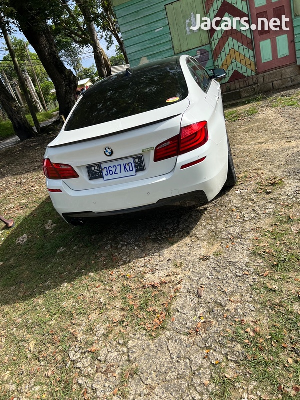 BMW 5-Series 2,8L 2012-6