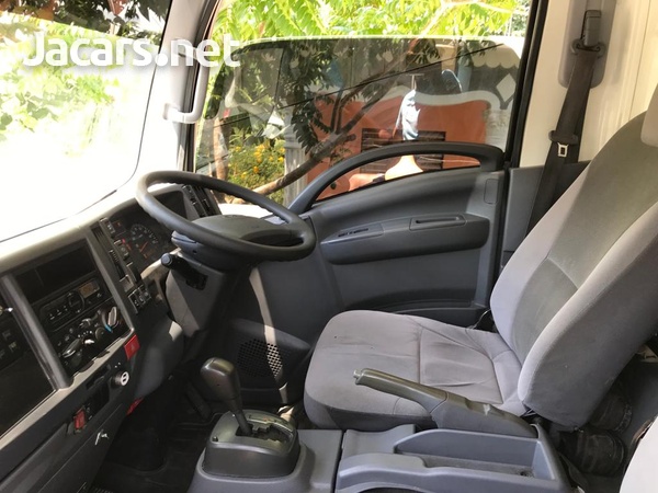 2016 Isuzu Elf Refrigerated-4