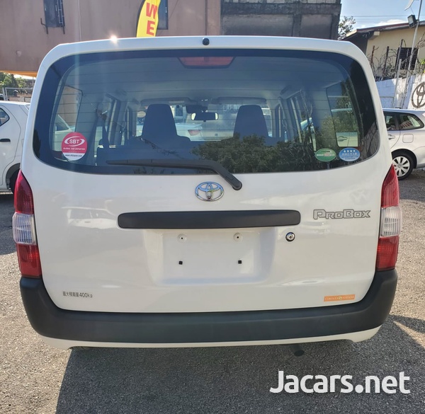 Toyota Probox 1,5L 2017-4