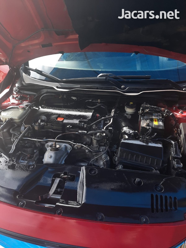 Honda Civic 2,0L 2017-6