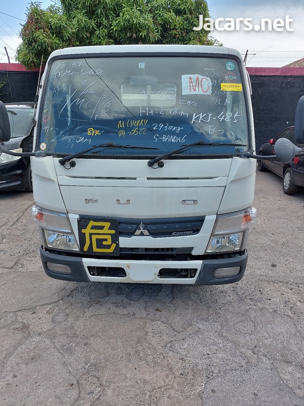 Mitsubishi Fuso 7 ton truck with tail lift-7