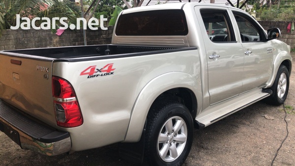 Toyota Hilux 3,0L 2011-4