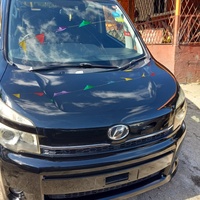Toyota Voxy 2,0L 2010 Toyota Voxy 2,0L 2010