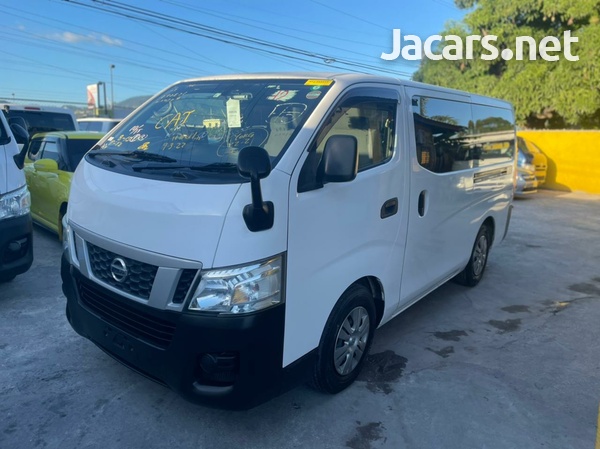 2014 Nissan caravan-2