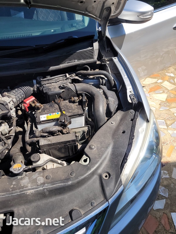 Nissan Sylphy 1,8L 2013-9