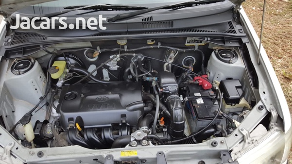 Toyota Probox 1,5L 2014-8