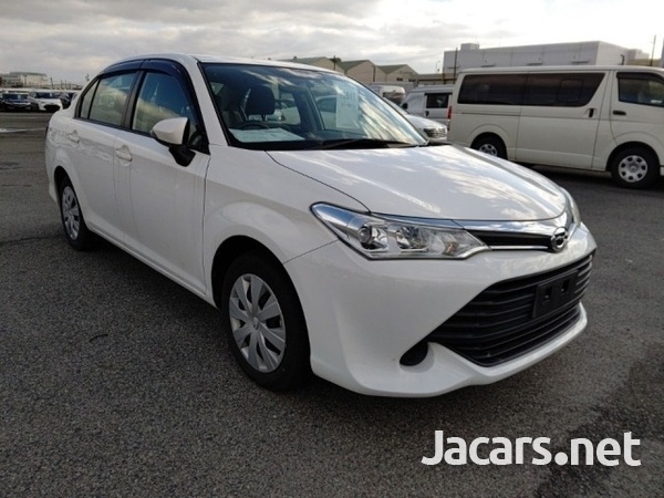 Toyota Axio 1,5L 2017-1