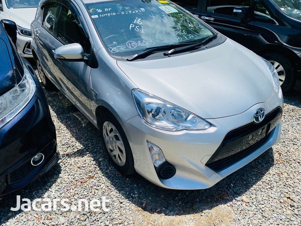 Toyota Aqua 1,5L 2017-1