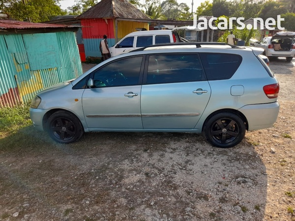 Toyota Picnic 2,0L 2003-3