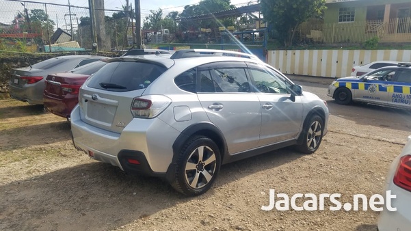 Subaru XV 2,0L 2015-4