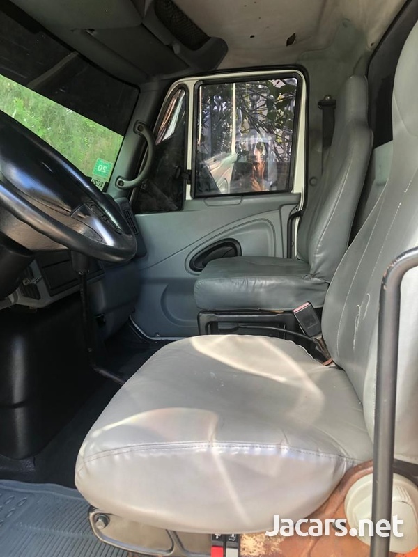 2007 International Truck Dt466-7