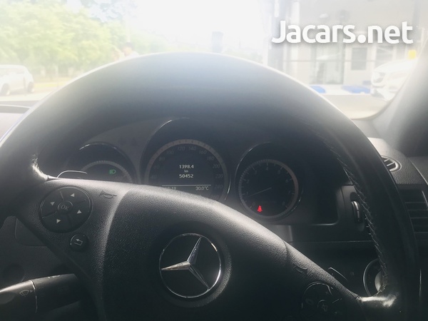 Mercedes-Benz C-Class 2,0L 2011-12