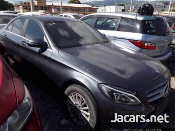 Mercedes-Benz C-Class 2,0L 2016-9