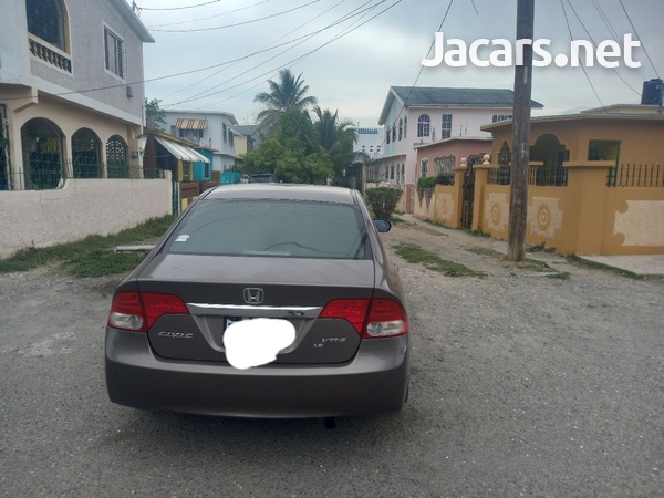 Honda Civic 1,8L 2009-3