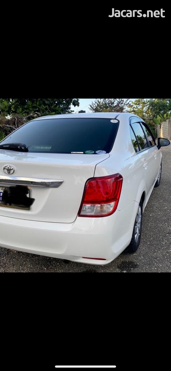 Toyota Axio 1,5L 2015-4