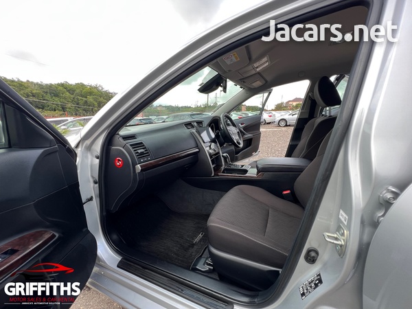 Toyota Mark X 2,5L 2017-11