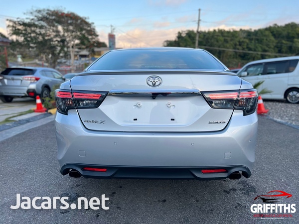 Toyota Mark X 2,5L 2017-7