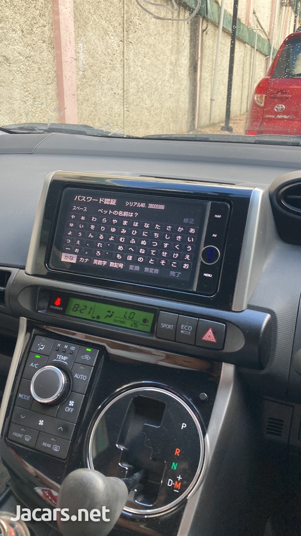 Toyota Wish 1,8L 2013-3