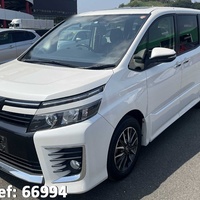 2014 Voxy with sunroof 2014 Voxy with sunroof