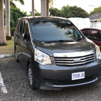 2011 Toyota Noah 2011 Toyota Noah