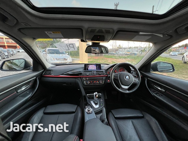 BMW 3-Series 2,0L 2012-10