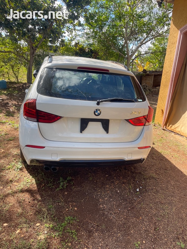 BMW X1 2,0L 2013-1