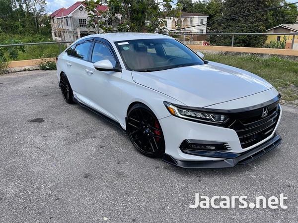Honda Accord 1,5L 2018-3