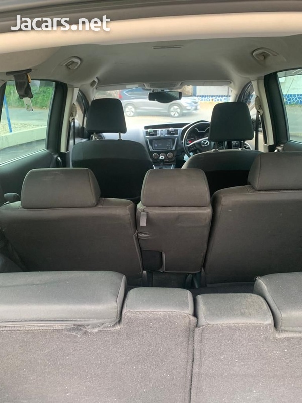 Mazda Premacy 2,0L 2013-6