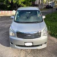 Toyota Noah Toyota Noah