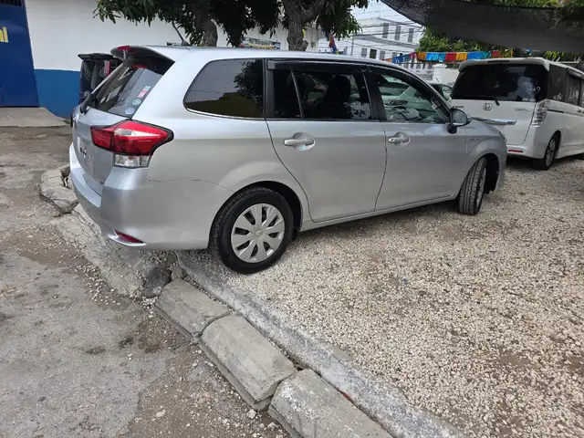 Toyota Fielder 1,5L 2017, Kingston - 10